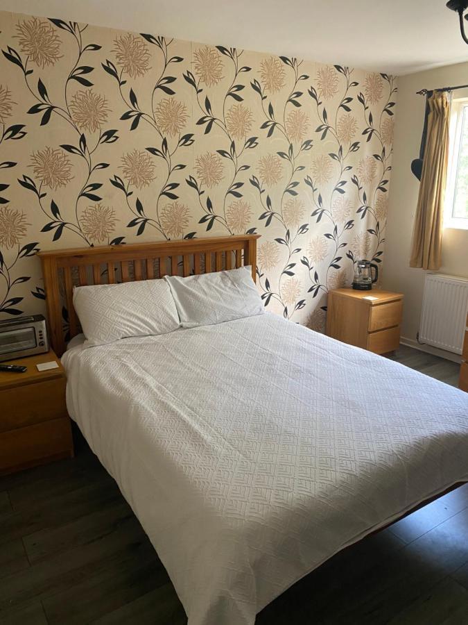 ウェンズベリー La Mansion Bed & Breakfast エクステリア 写真